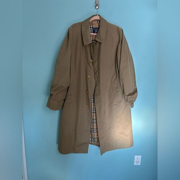 Burberry Other - Burberry Vintage Trench Coat 56 Reg